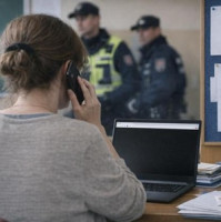 Přibývá podvodných telefonických útoků na učitele a školy